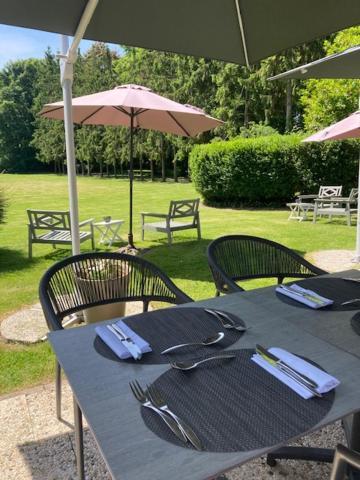 Logis Hotel & Restaurant - Le Manoir De Gavrelle Экстерьер фото
