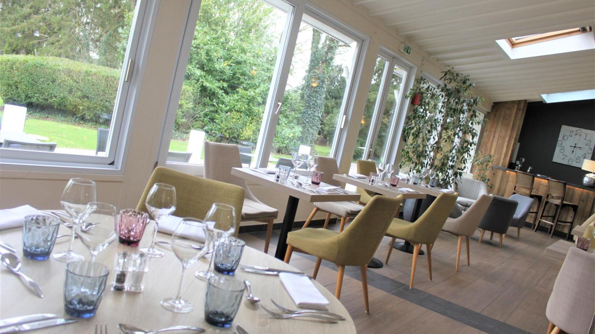 Logis Hotel & Restaurant - Le Manoir De Gavrelle Экстерьер фото